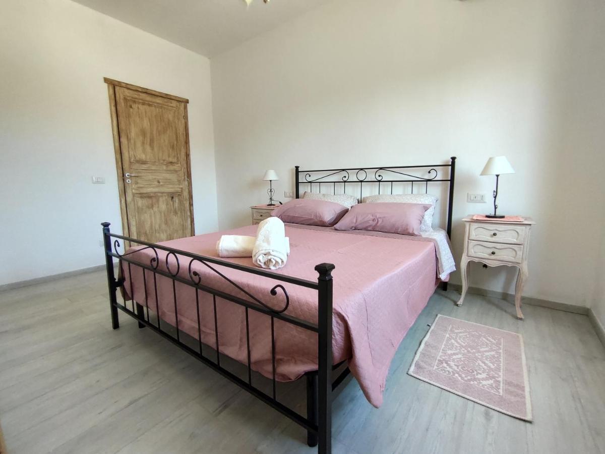 L'Ajaccio B&B La Maddalena  Ngoại thất bức ảnh